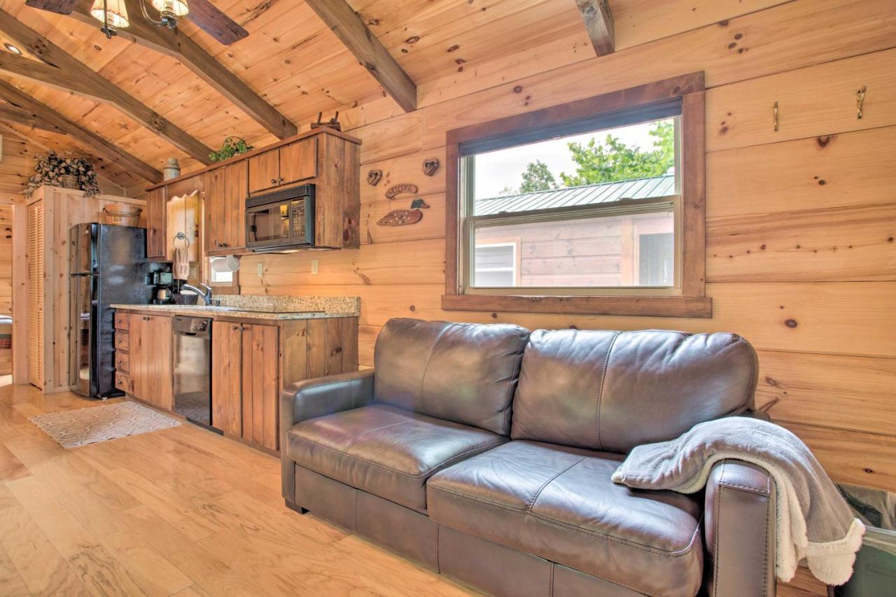 Mill Spring Cabin Near Parker-Binns Winery! Exterior photo