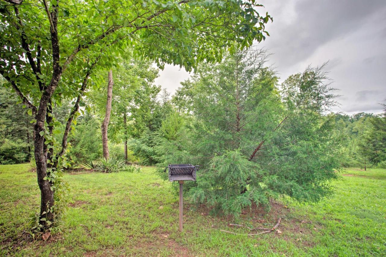 Mill Spring Cabin Near Parker-Binns Winery! Exterior photo