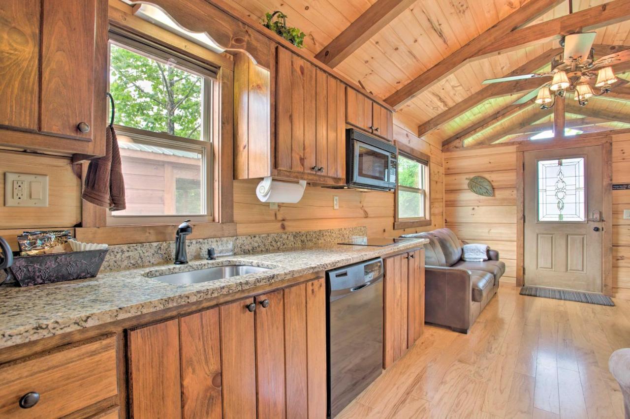 Mill Spring Cabin Near Parker-Binns Winery! Exterior photo