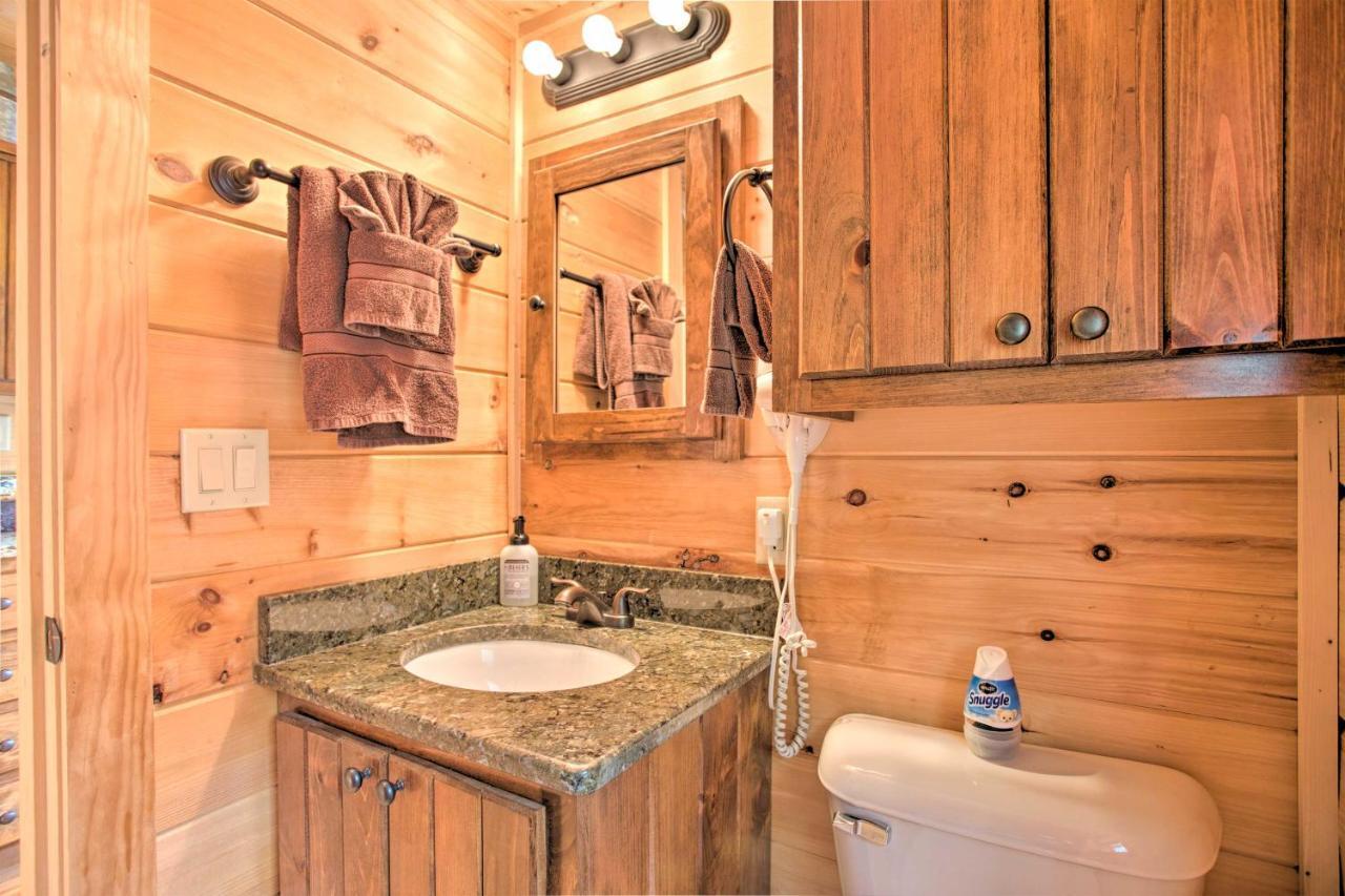 Mill Spring Cabin Near Parker-Binns Winery! Exterior photo